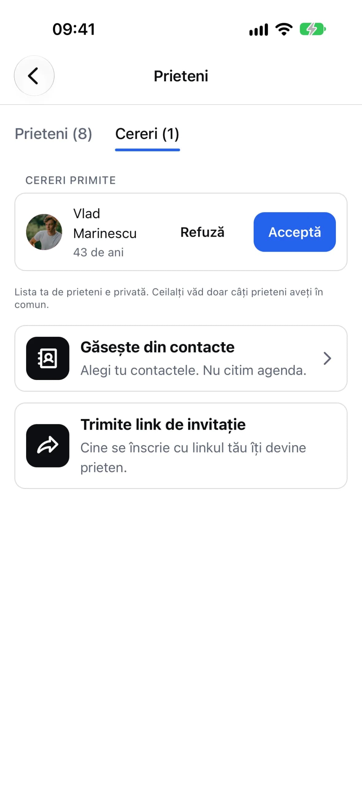 Ecranul Prieteni, tabul Cereri, cu o cerere de prietenie în așteptare